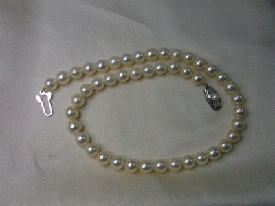 パール（真珠）ネックレスの糸替え修理