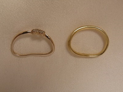 指輪の変形を整形する修理